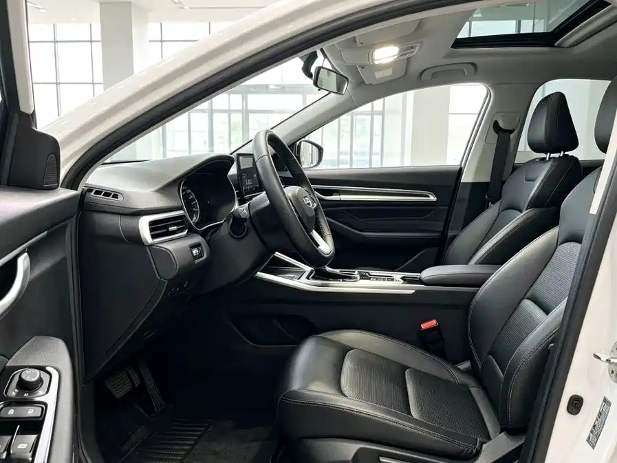 Фото 6 - Geely Emgrand