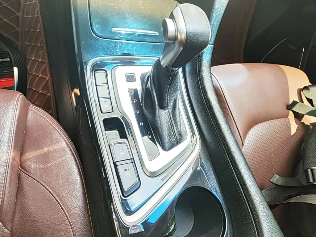 Baojun 560 2017 2017 1.5T DCT Premium Model