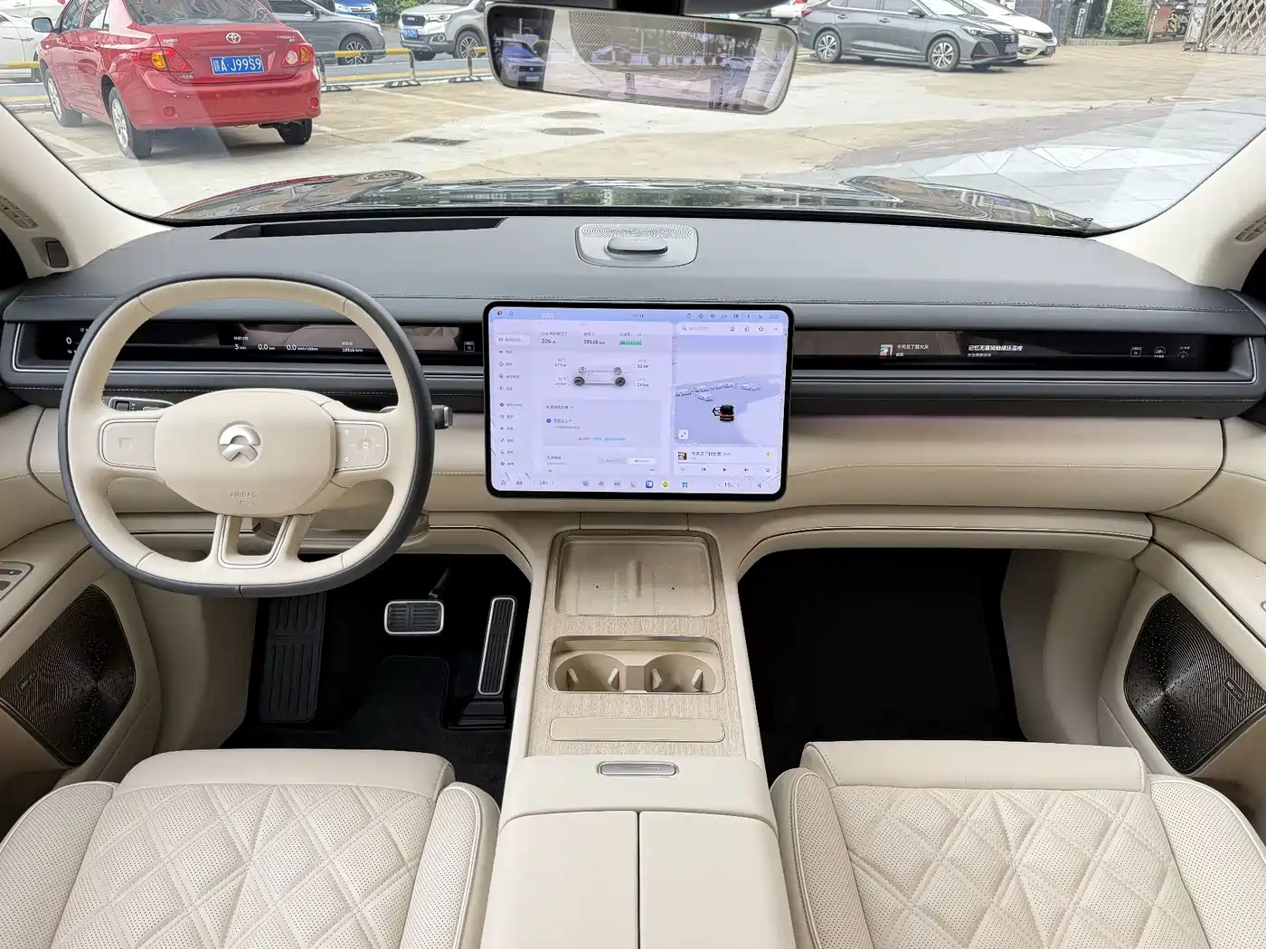 NIO ES8 2026 2025 Model 6-Seat Executive Luxury Edition
