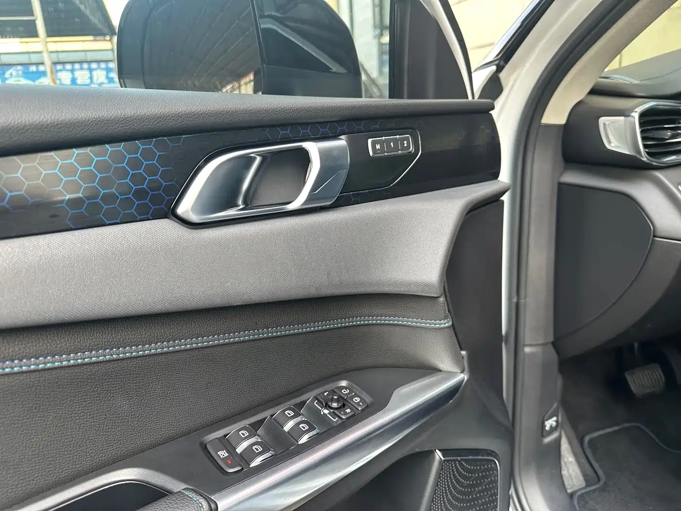 Lynk & Co 01 EM-P 2019 2018 1.5T PHEV Jin Pro China V