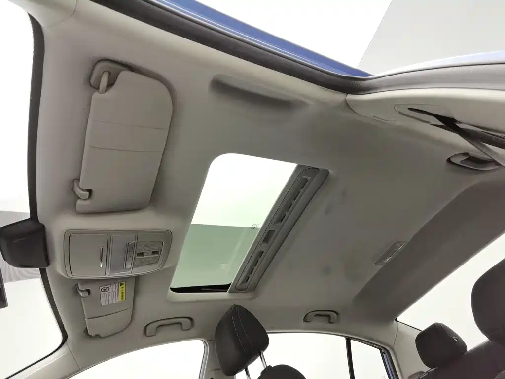 Photo 14 - Roewe i5