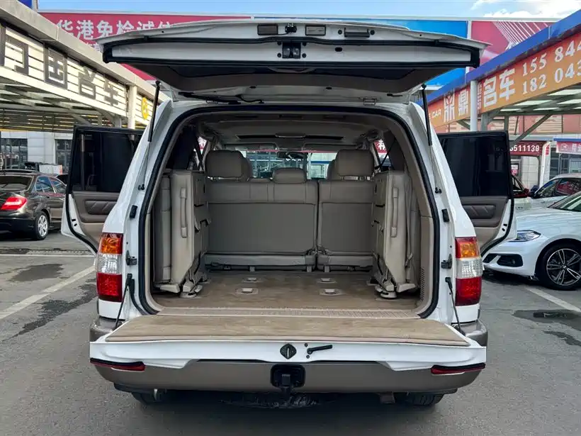 Toyota Land Cruiser (Import) фото 20