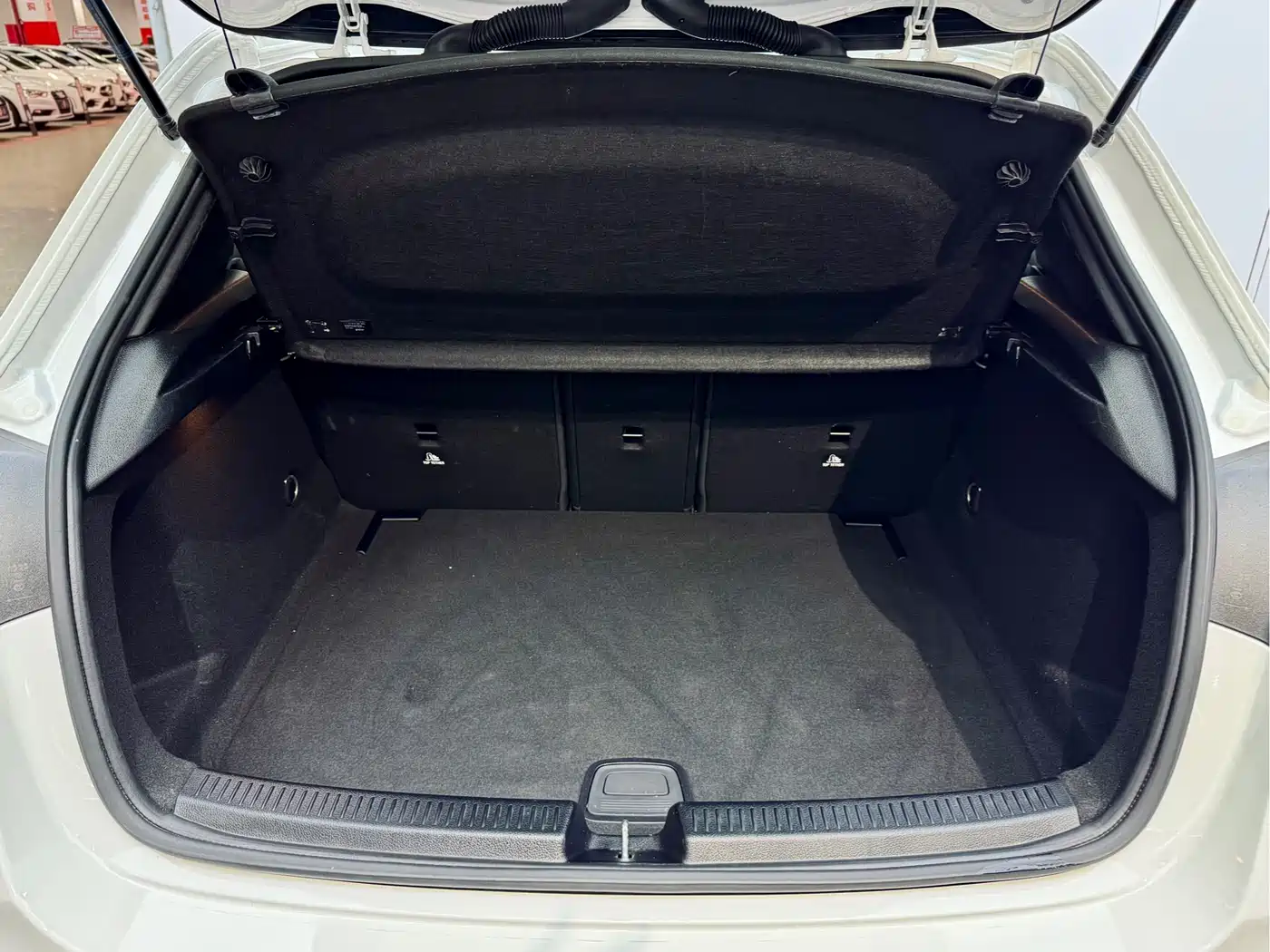 Mercedes-Benz A-Class (Import) 2021 A 200 Dynamic фото 22