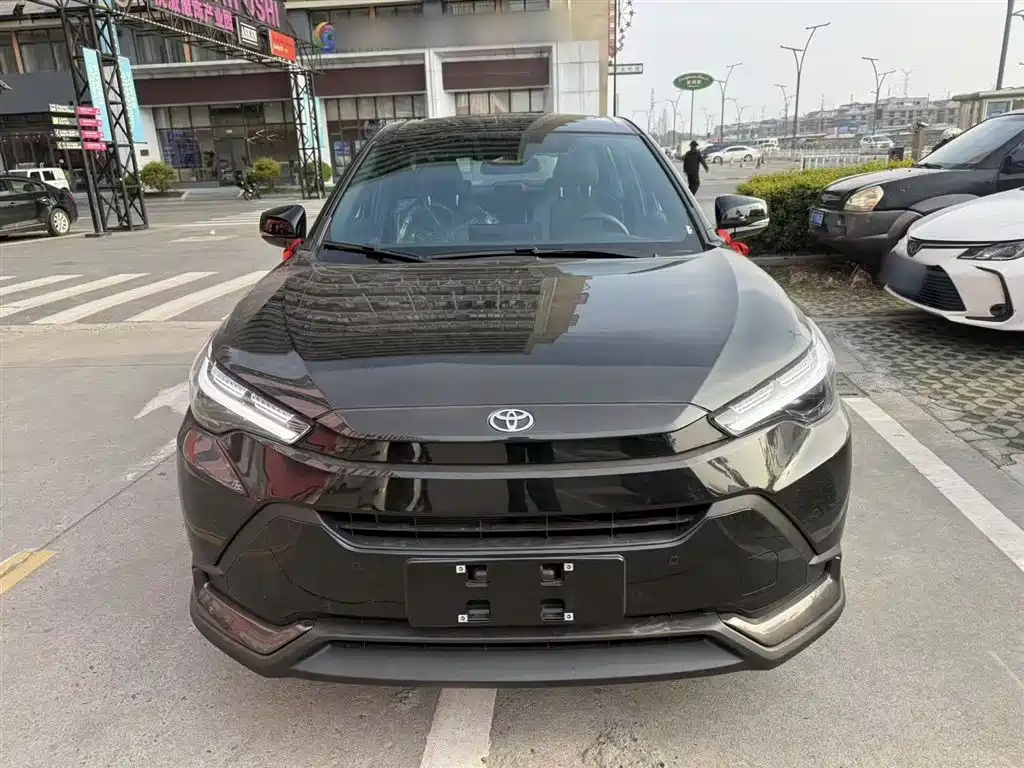 TOYOTA FENGLANDA