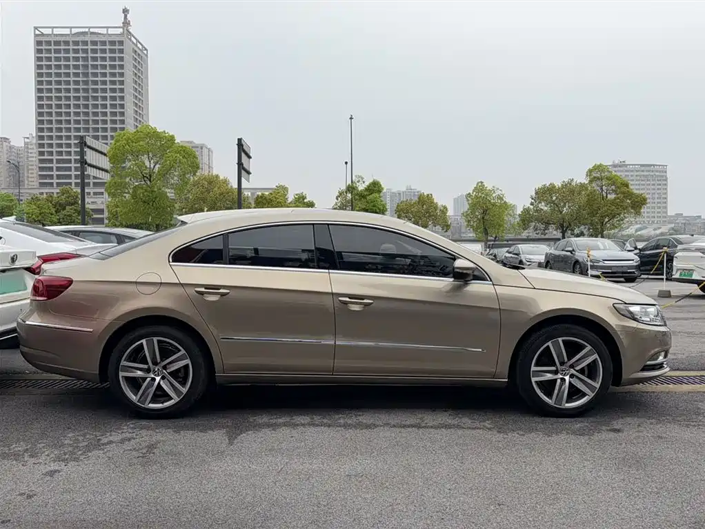 Volkswagen FAW-Volkswagen CC 2016 Model 1.8TSI Premium фото 11
