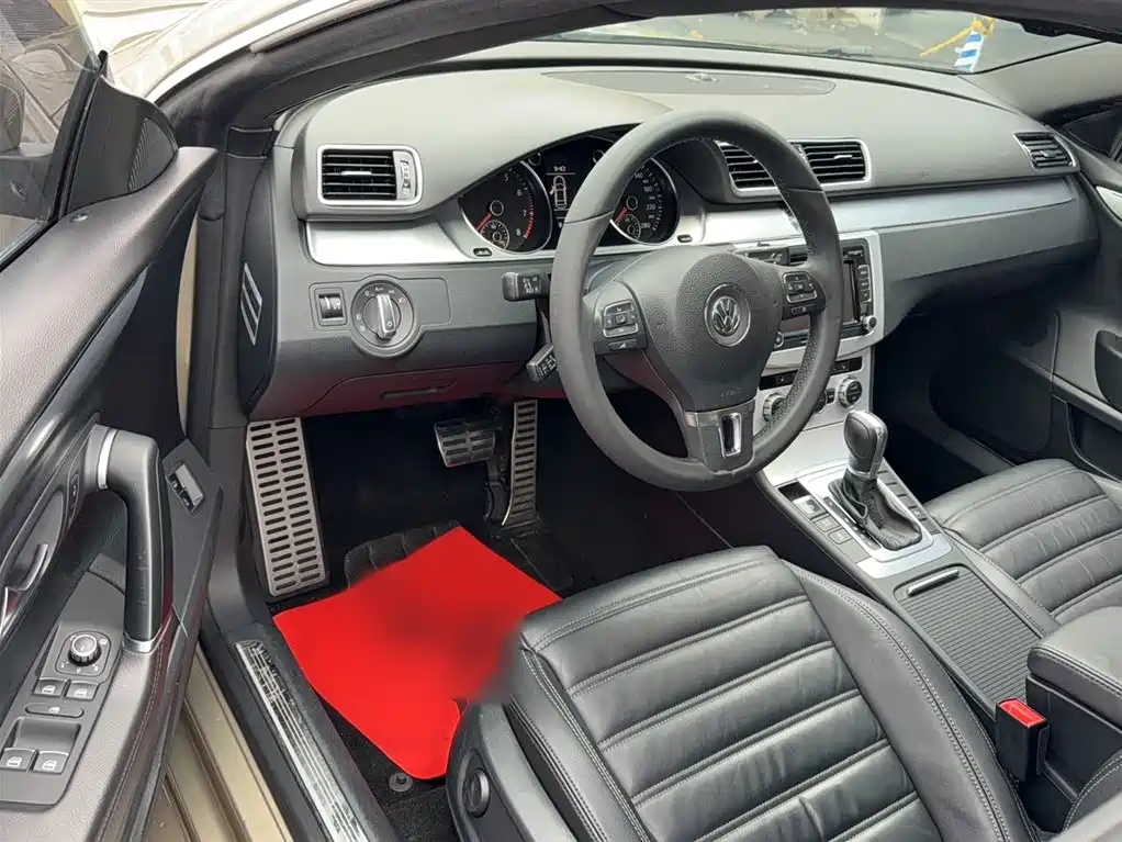 Volkswagen FAW-Volkswagen CC 2016 Model 1.8TSI Premium фото 16