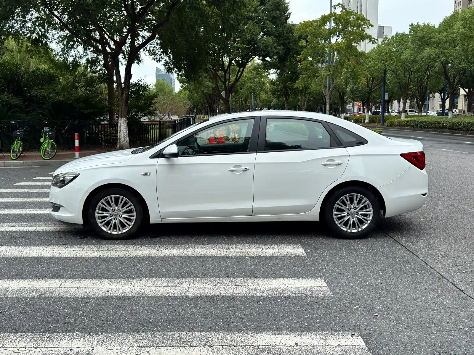 Фото 4 - Buick Excelle