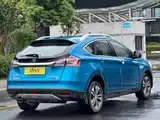 Фото 7 - Luxgen U6 SUV