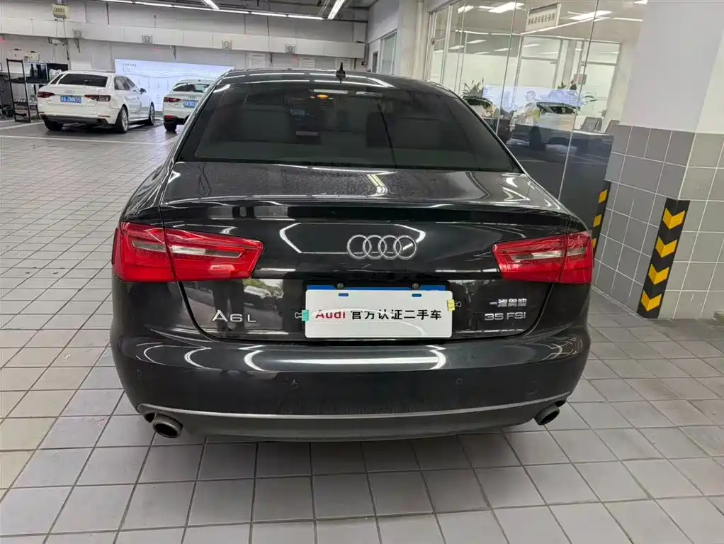 Photo 3 - Audi A6L
