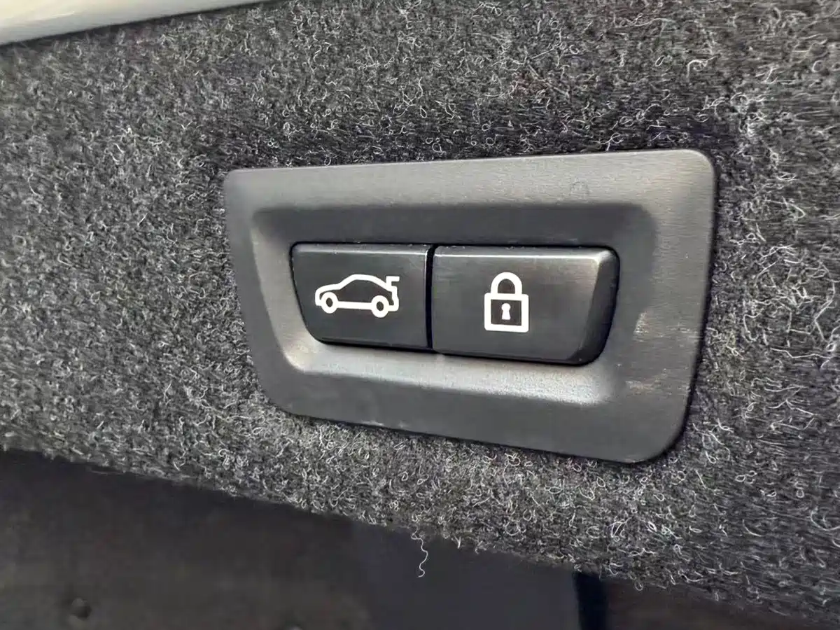 BMW 5 SERIES NEW ENERGY