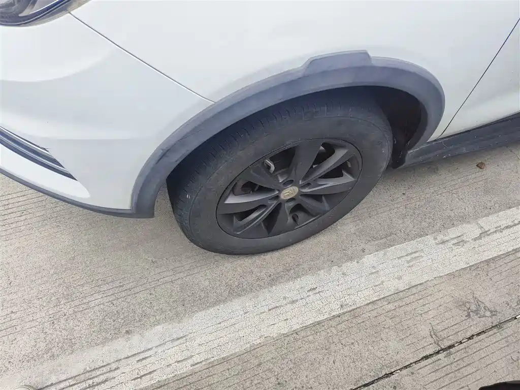 BYD Yuan New Energy 2018 EV360 Smart Connected Cool Type фото 25