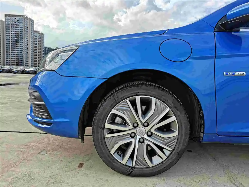 GEELY EMGRAND NEW ENERGY
