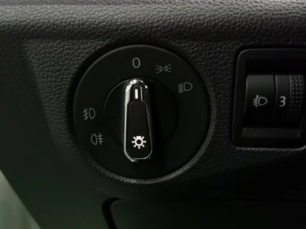 Volkswagen Bora 2021 1.5L Automatic Comfort Smart Edition фото 21