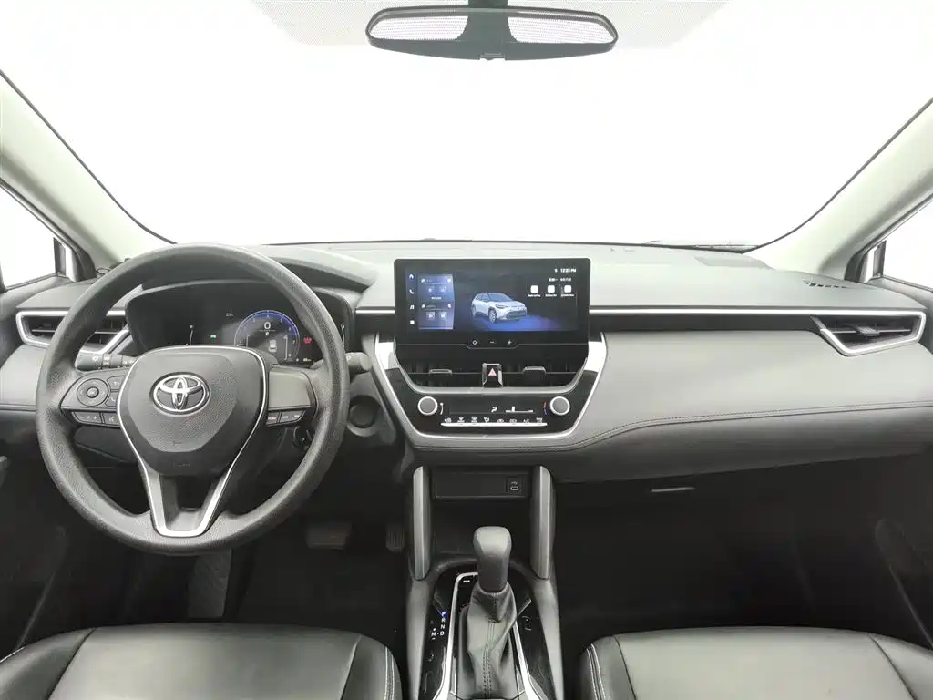 Toyota Frontlander 2024 2.0L CVT Elite Edition фото 5