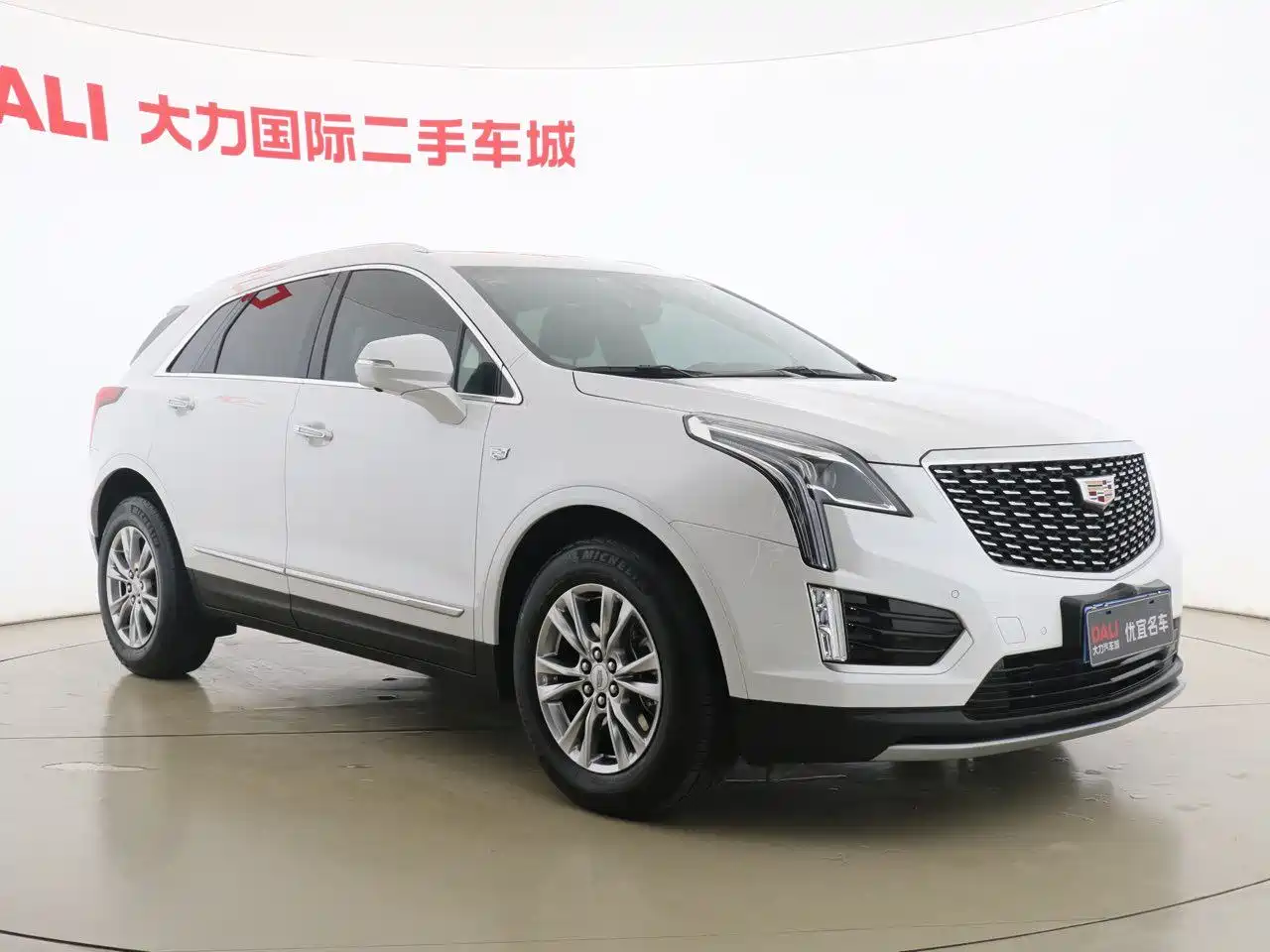 Cadillac XT5 2021 28T 4WD Luxury фото 3