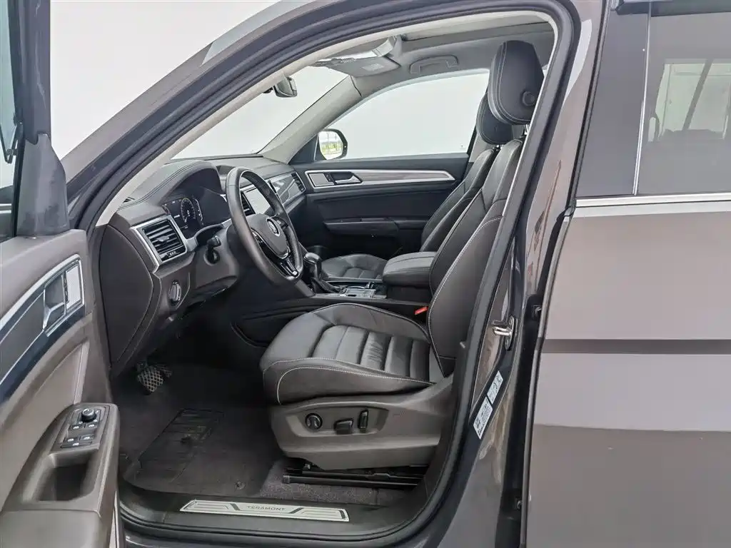 Volkswagen Teramont 2020 Facelift 330TSI 2WD Luxury фото 10