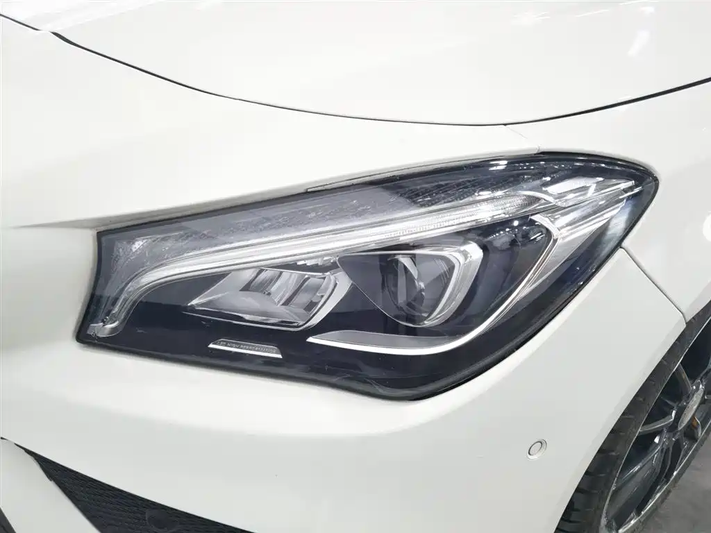 Mercedes-Benz CLA (Import) 2016 Facelift CLA 260 4MATIC фото 7