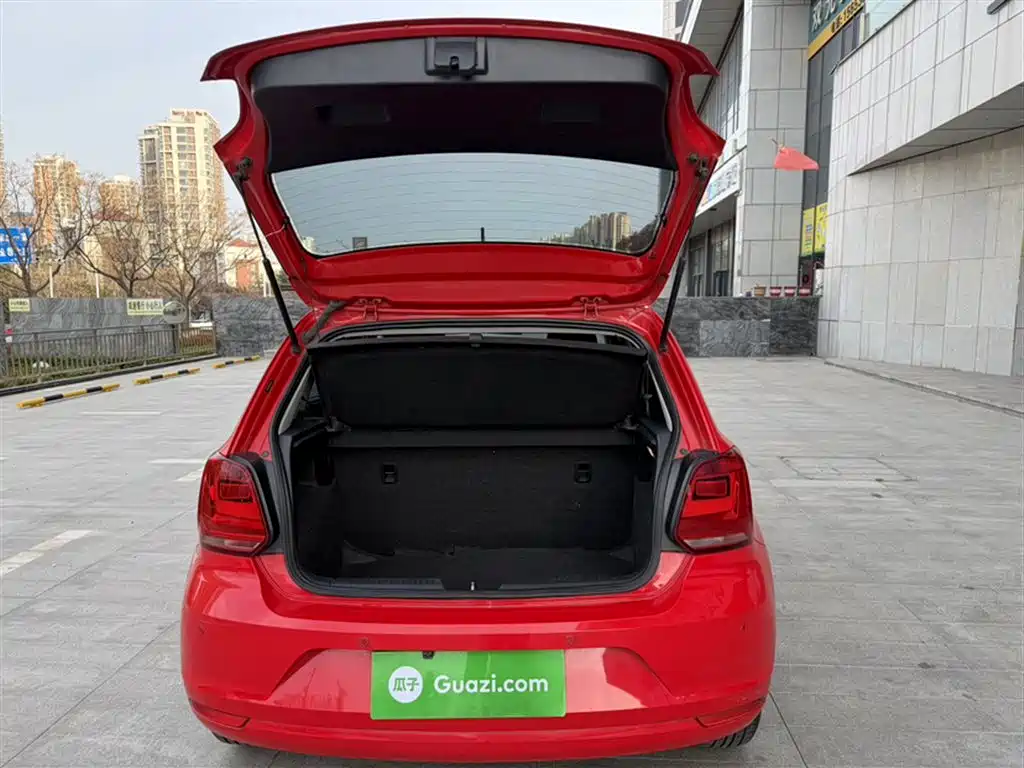 Volkswagen Polo 2018 1.5L Auto Safe Drive фото 9