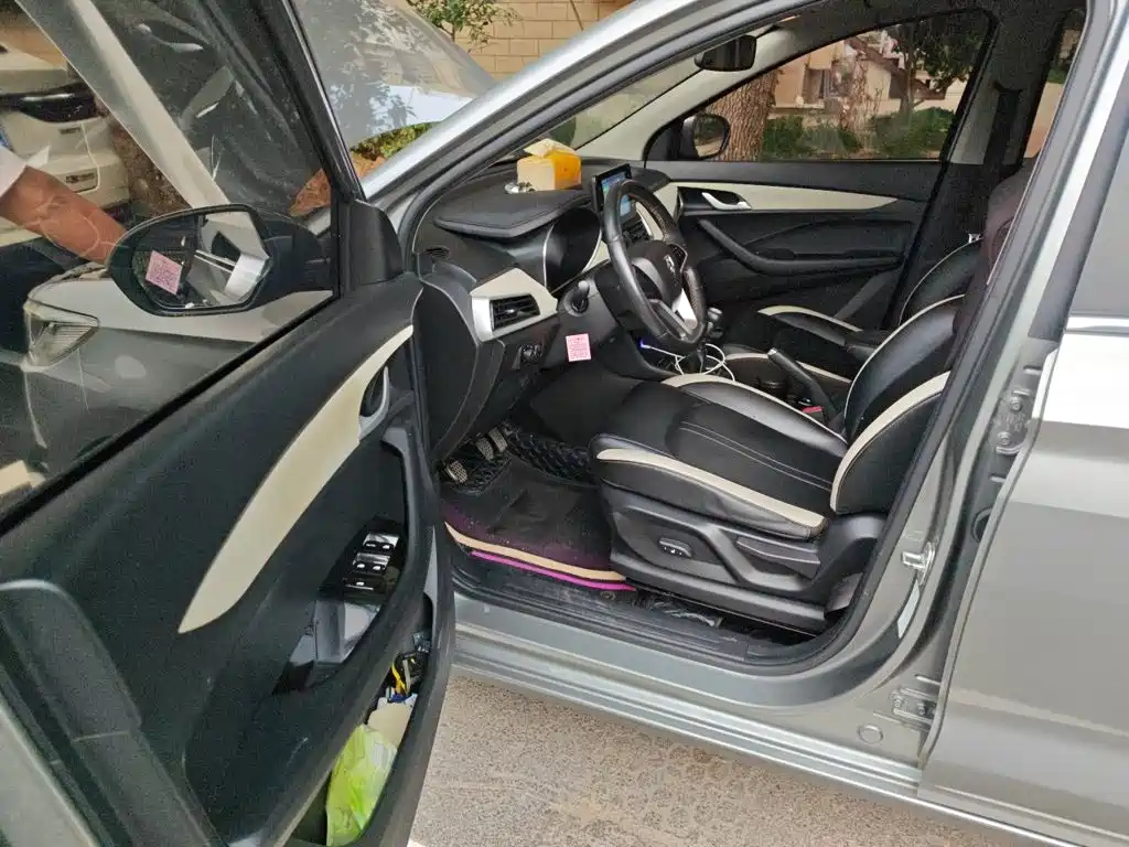 Baojun 360 2021 2019 Facelift 1.5L Manual Luxury (China VI)