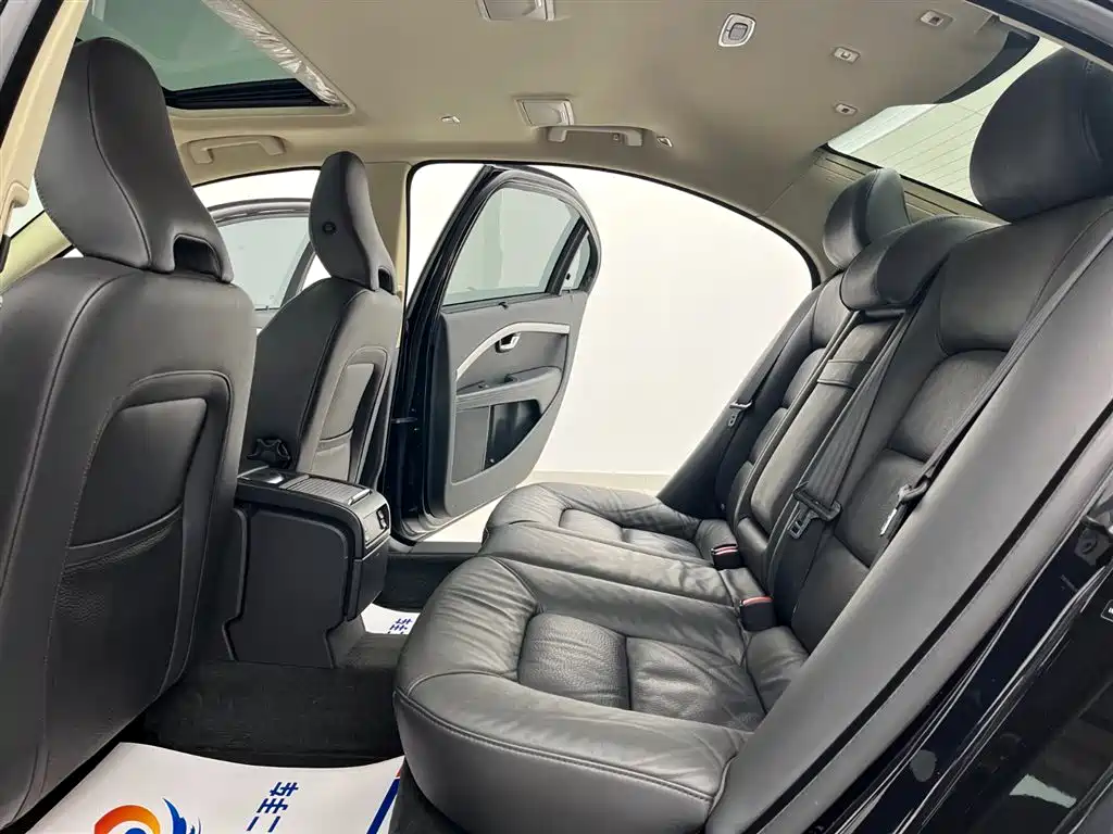 Volvo S80L 2015 2.0T T5 Momentum Edition фото 5