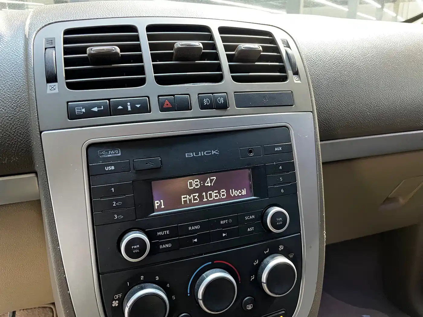 Buick GL8 2014 2.4L Classic Edition фото 8