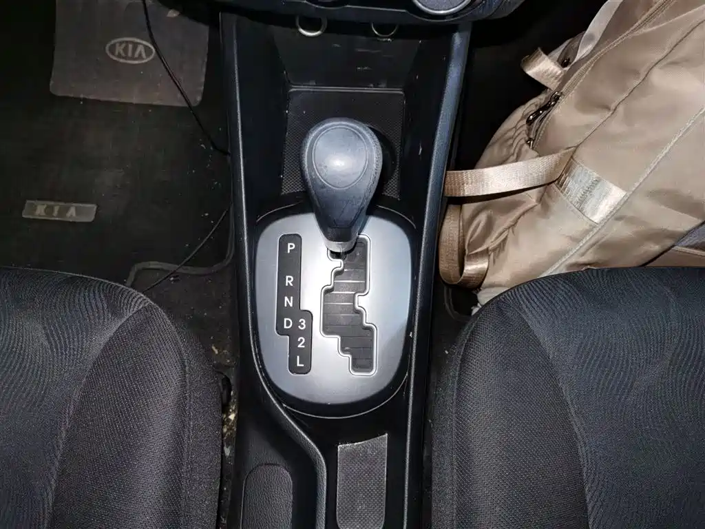 Kia K2 2015 Sedan 1.4L AT GLS фото 10