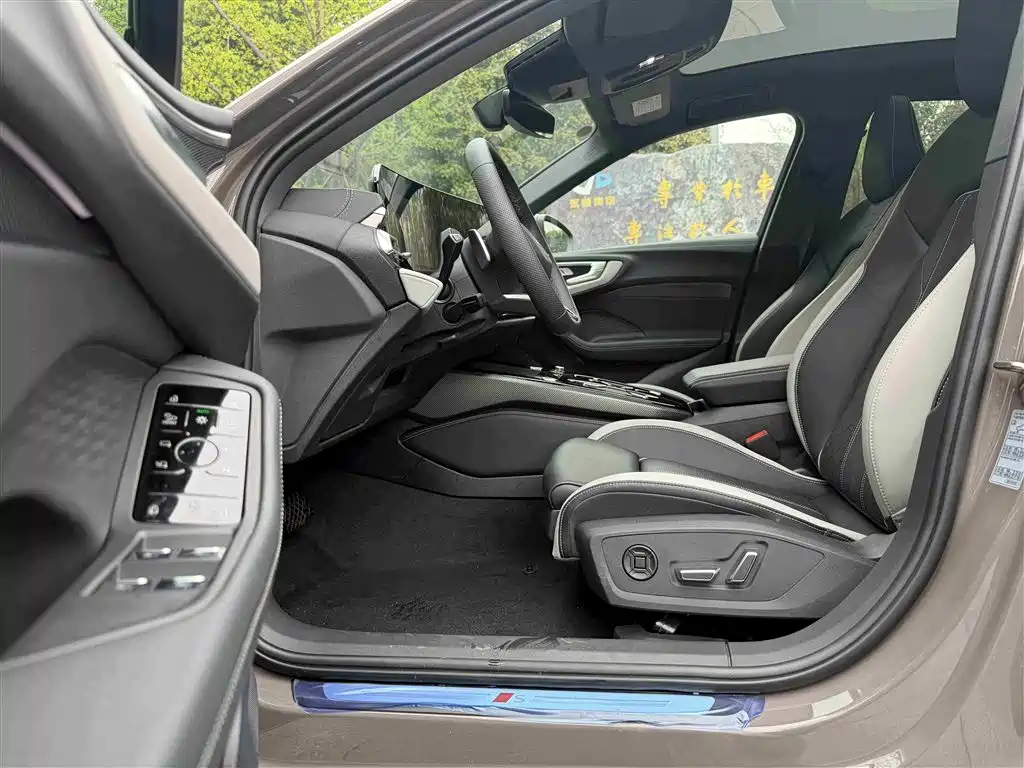 Audi A5L 2026 2.0T Sport Edition фото 9