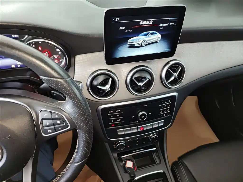 Mercedes-Benz CLA (Import) 2018 CLA 200 Dynamic Edition фото 13