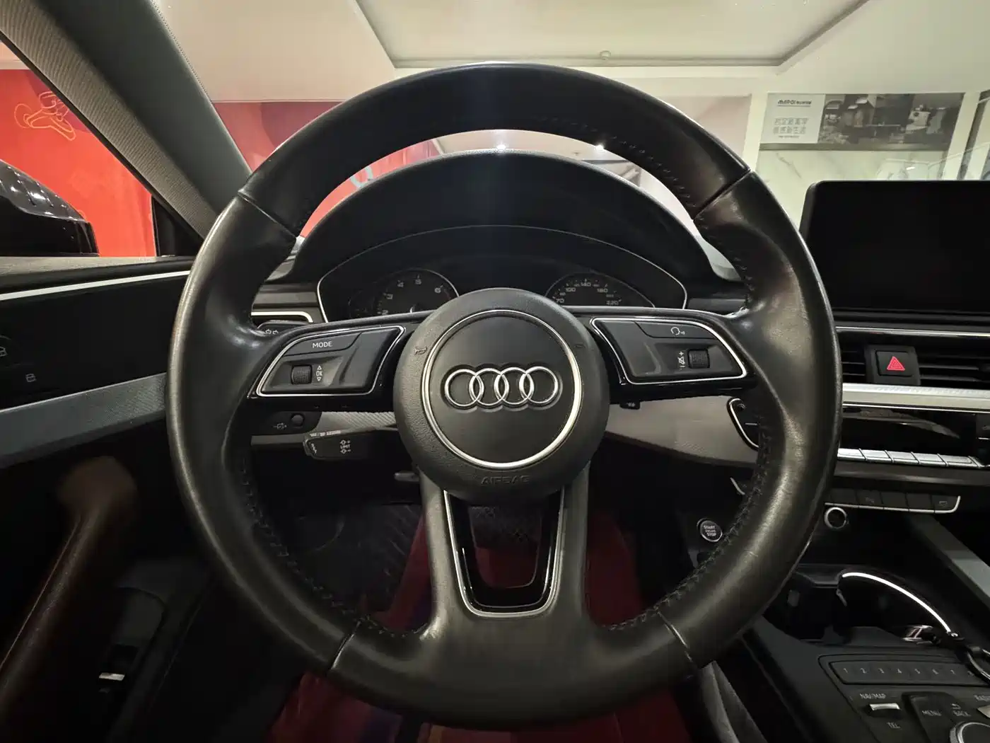 Фото 8 - Audi A5 (Import)