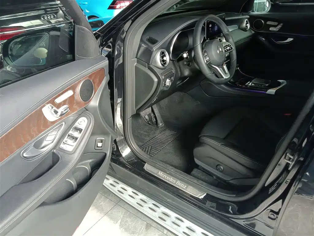 Mercedes-Benz GLC 2020 GLC 300 L 4MATIC Dynamic фото 16