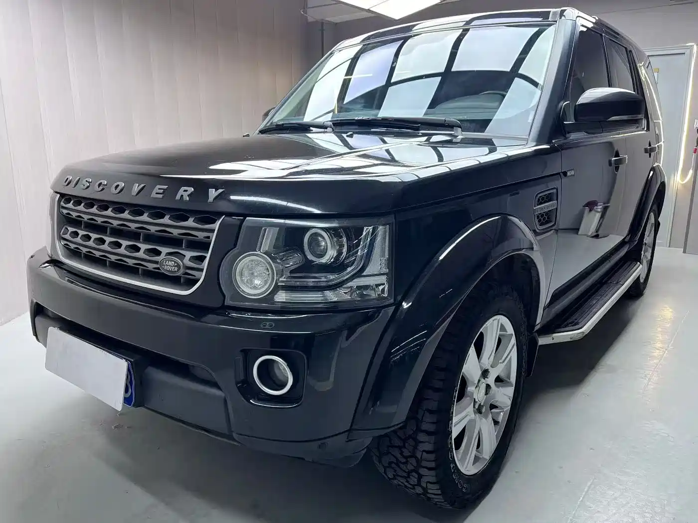 Land Rover Discovery 2015 3.0 SC V6 HSE