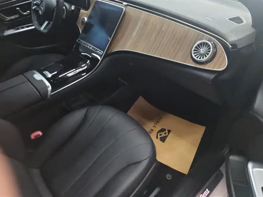 Mercedes-Benz EQE 2022 350 Luxury Edition фото 8