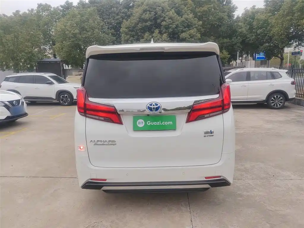 Toyota Alphard 2021 Hybrid 2.5L Premium фото 4