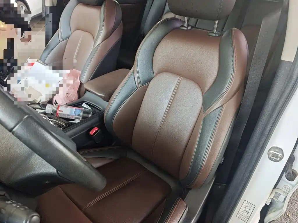 Dongfeng Aeolus Dongfeng Fengshen AX7 2018 2018 Classic 1.6T Auto Luxury