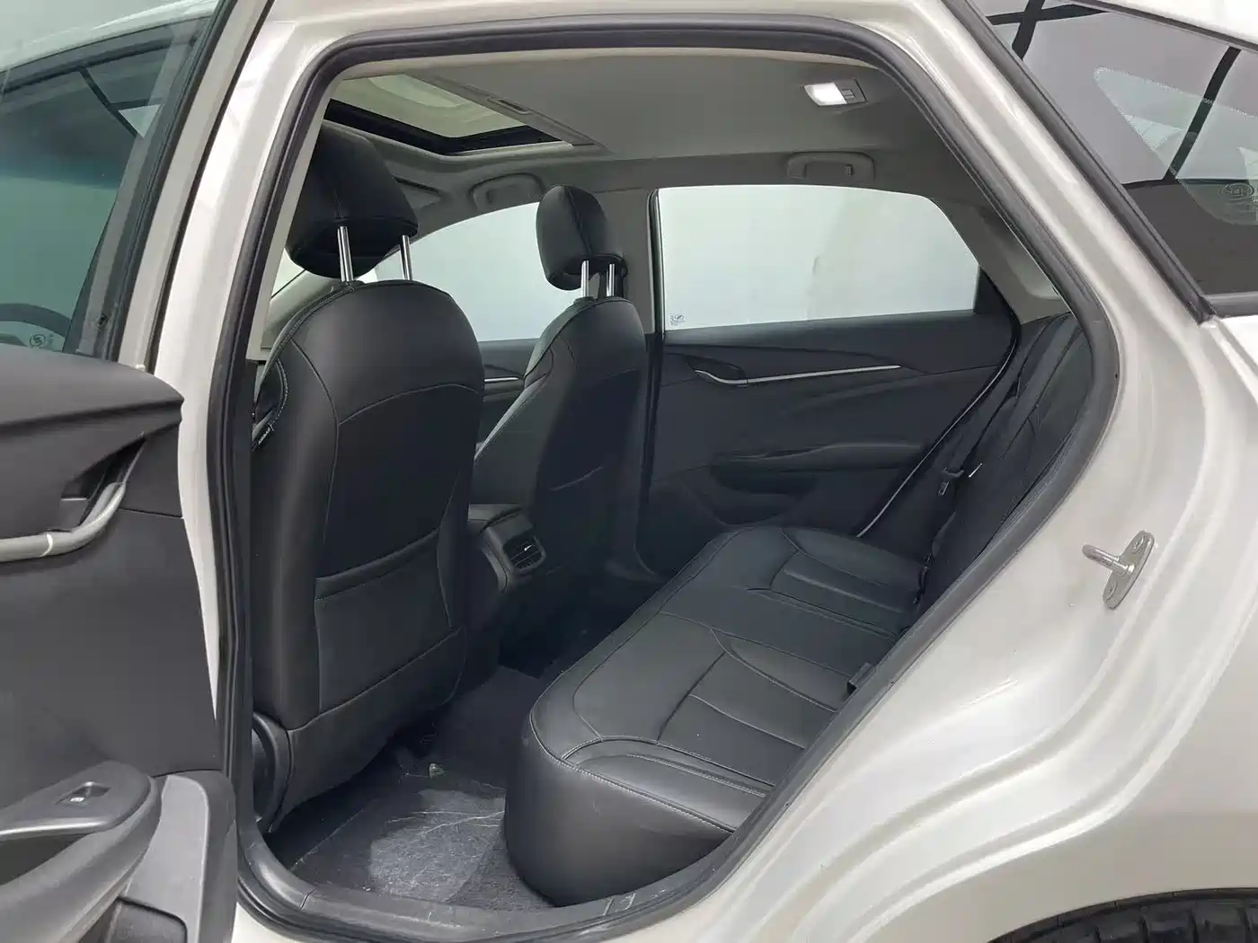 Buick Excelle 2019 18T Auto Connected Elite China VI фото 11