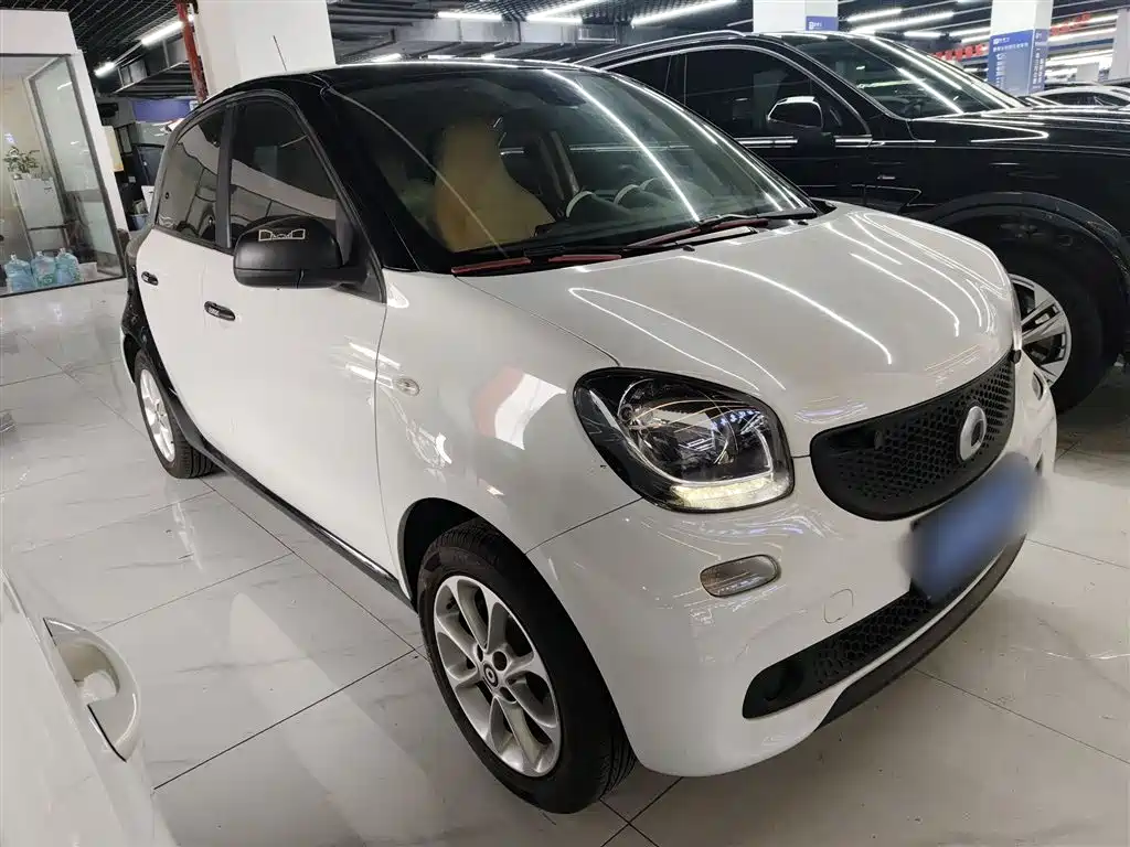 smart forfour 2019 2018 1.0L 52kW Agile Edition
