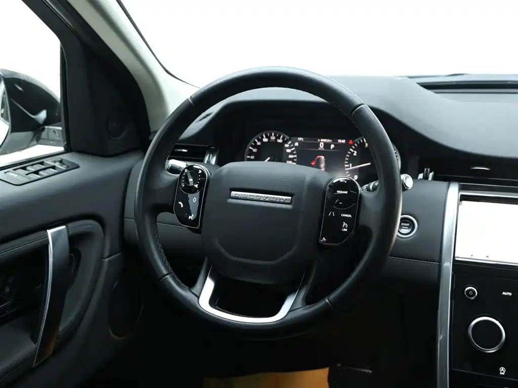 Land Rover Discovery Sport 2020 200PS Family Edition фото 16