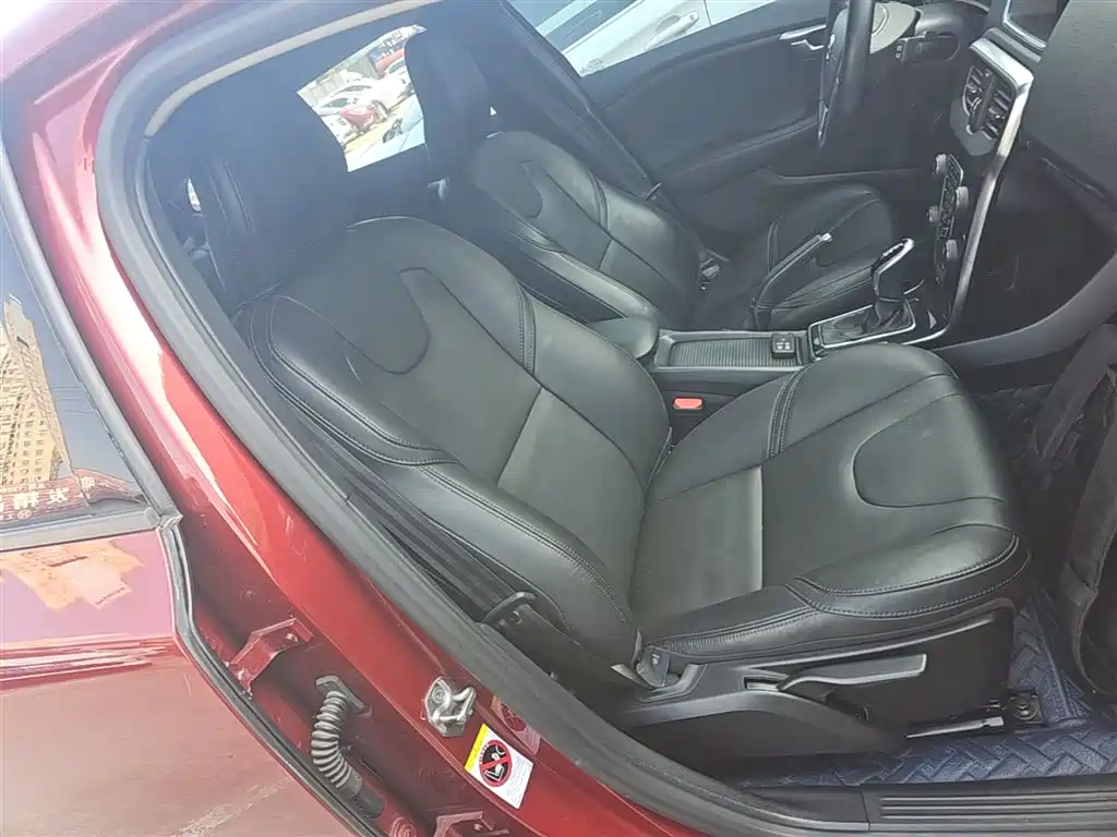 Volvo V40 2018 2018 T3 Inscription Edition