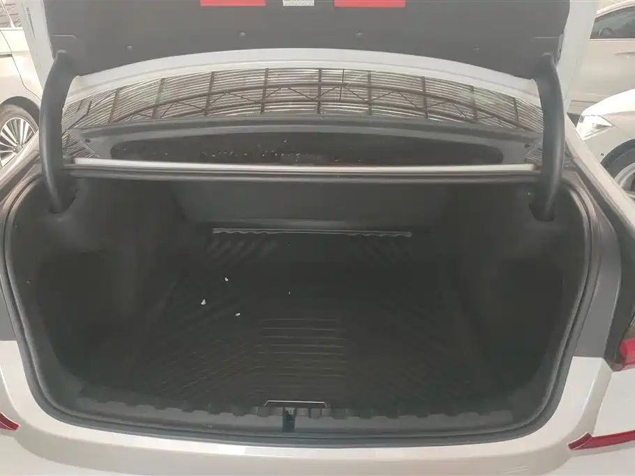 BMW 3 Series 2021 Facelift 325Li M Sport Package фото 4
