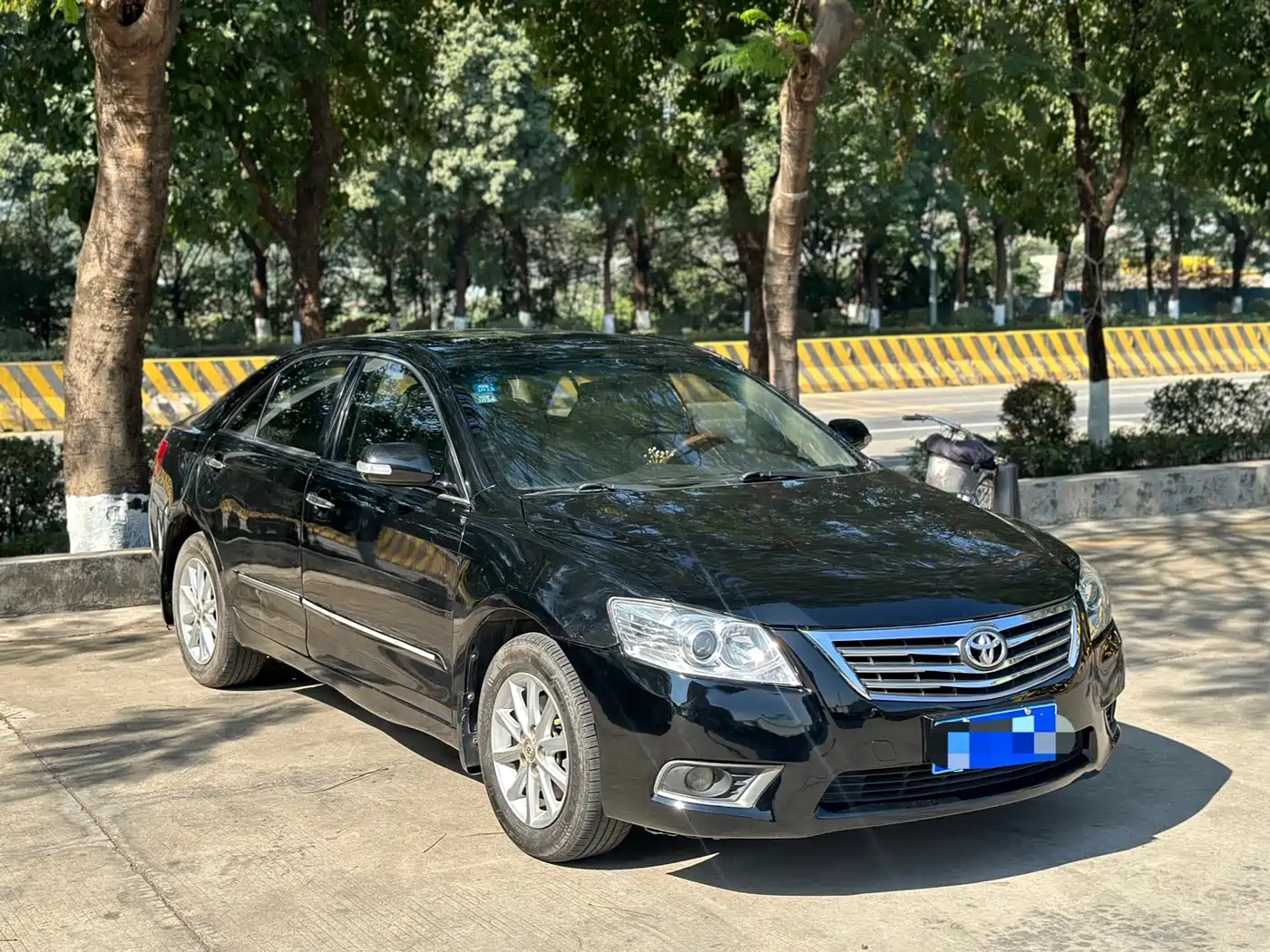 Toyota Camry 2009 Model 240G Luxury Edition фото 3