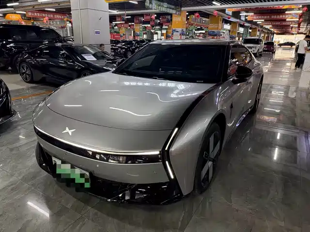 XPeng P7 2025 702km Long Range Edition