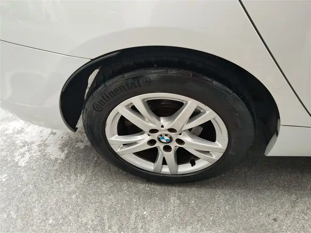 BMW 2 Series Gran Tourer 2015 218i Leading фото 24
