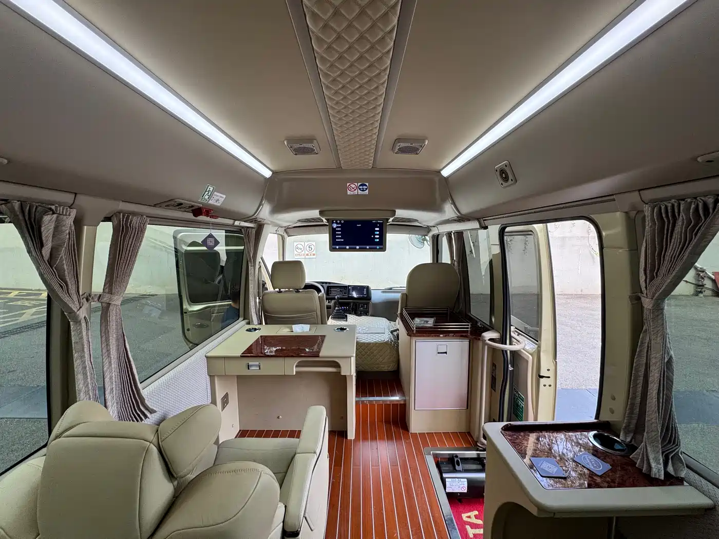 Toyota Coaster 2019 4.0L Luxury Vehicle GRB53L-ZCMEK 20-seater 9GR фото 42