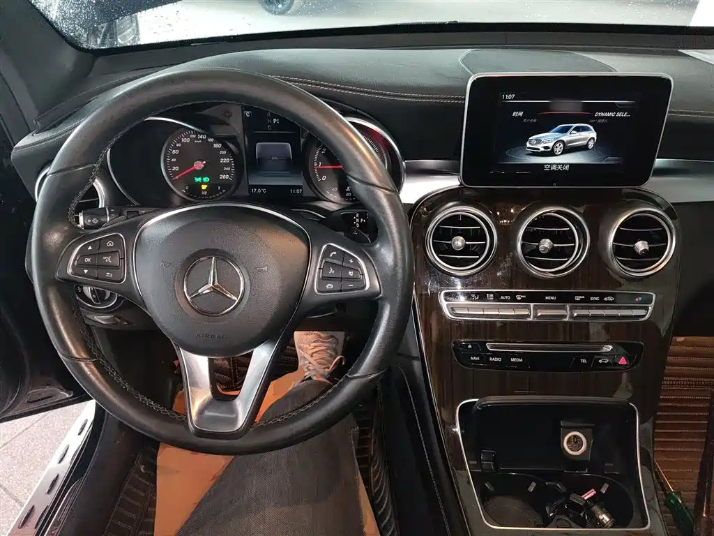 Mercedes-Benz GLC 2017 GLC 260 4MATIC Luxury фото 10