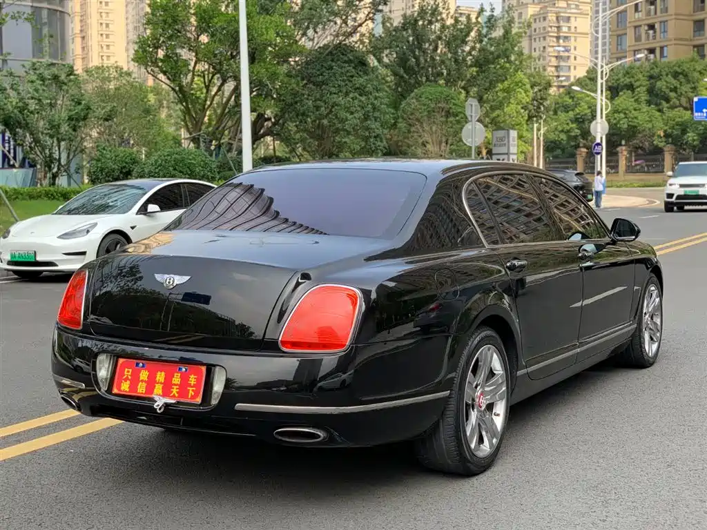 Bentley Flying Spur 2011 2010 6.0T 4-seater Version