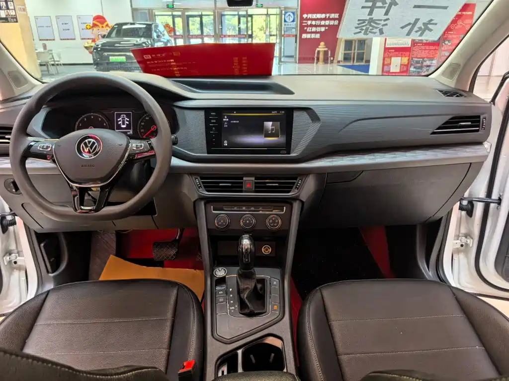 Volkswagen Tharu, миниатюра 10