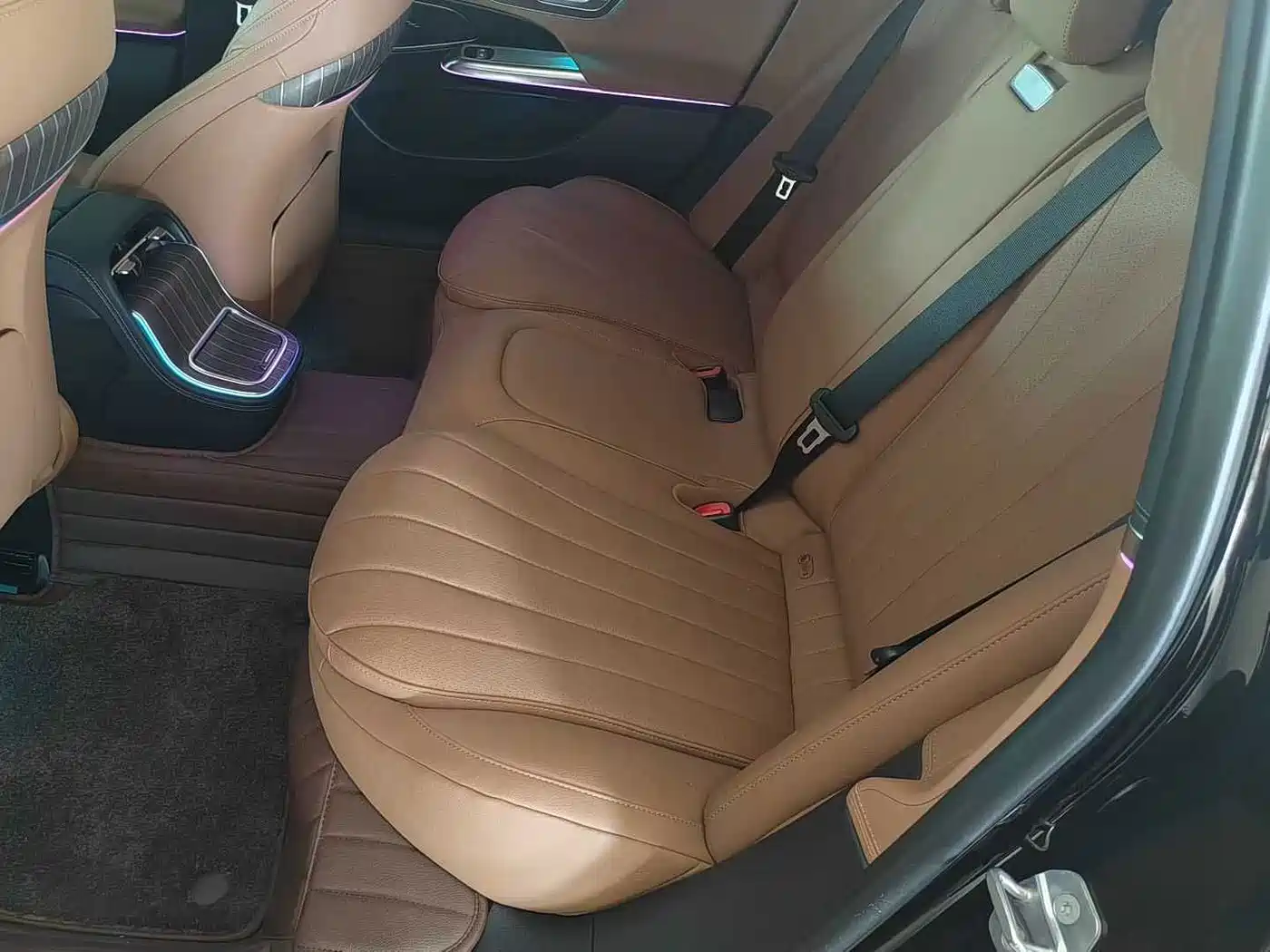 Mercedes-Benz E-Class New Energy 2024 2024 E 350 e L Plug-in Hybrid Sedan