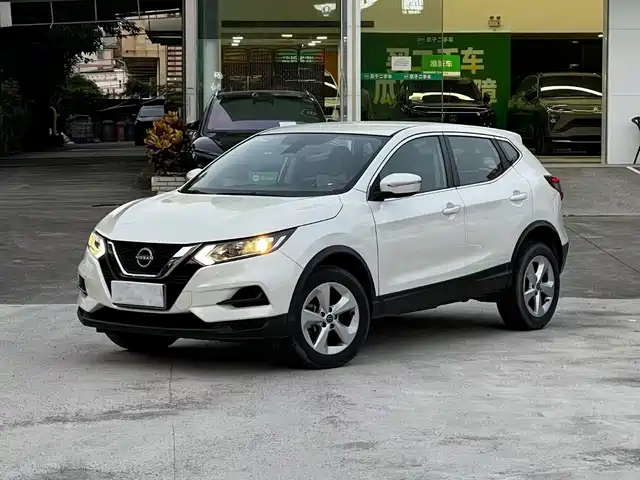Nissan Qashqai Классика, 2.0L CVT, XV Комфорт