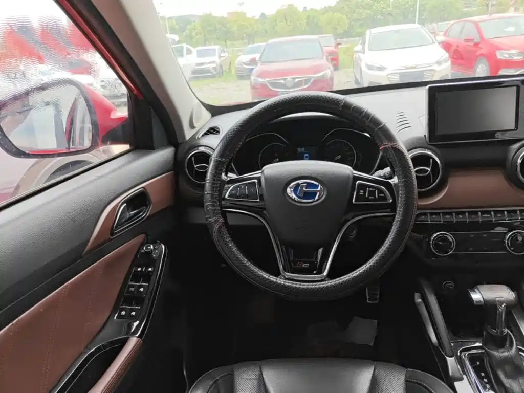 BAIC Changhe Q35 2017 2016 1.5L Automatic Smart Edition