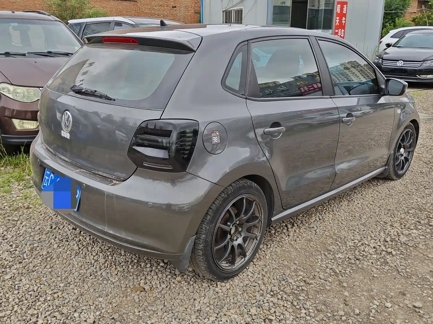 Volkswagen Polo 2013 1.4L Manual Trend Edition фото 3
